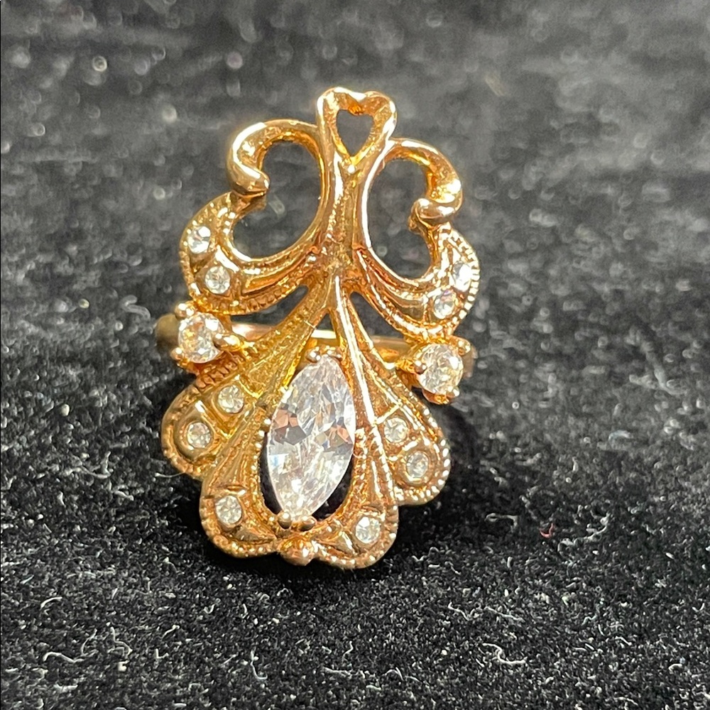 Tree of Love: 1ct Moissanite Ring with Crystals on Every Branch